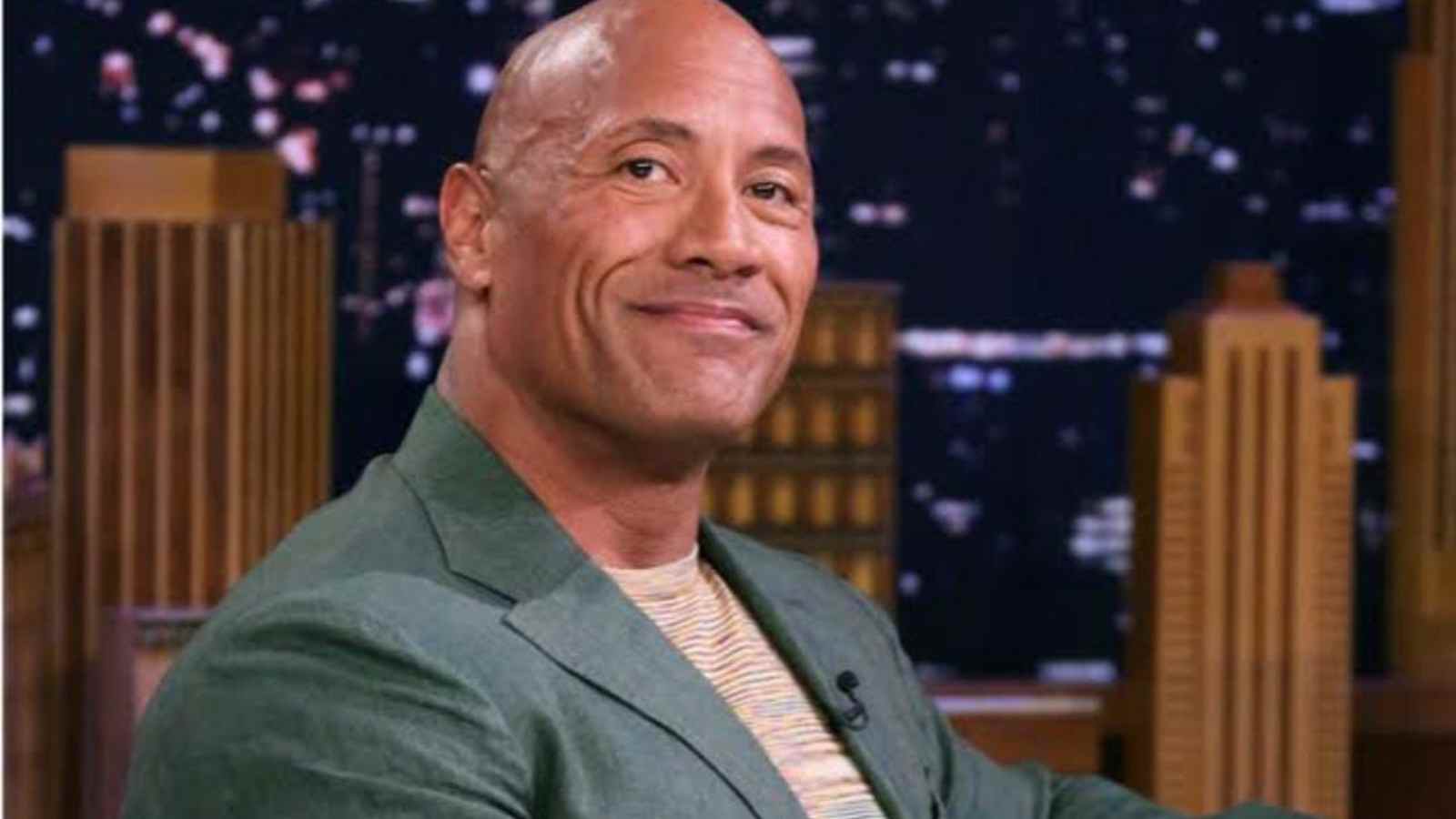 Dwayne Johnson turns down a massive offer of starring in a Superhero movie