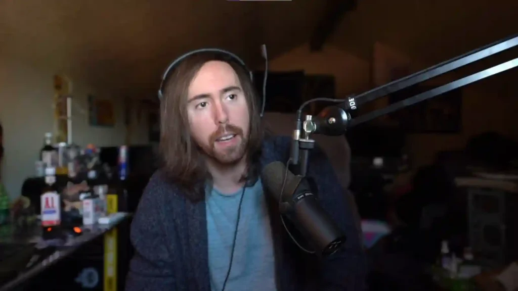 "You both should be banned", Fans are divided over Asmongold's opinion on perma-banning Nadia for 'doxxing' a viewer