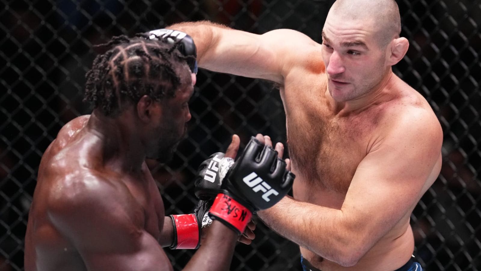 Jared Cannonier beats Sean Strickland in a technical slugfest to win the last UFC fight of the year 2022