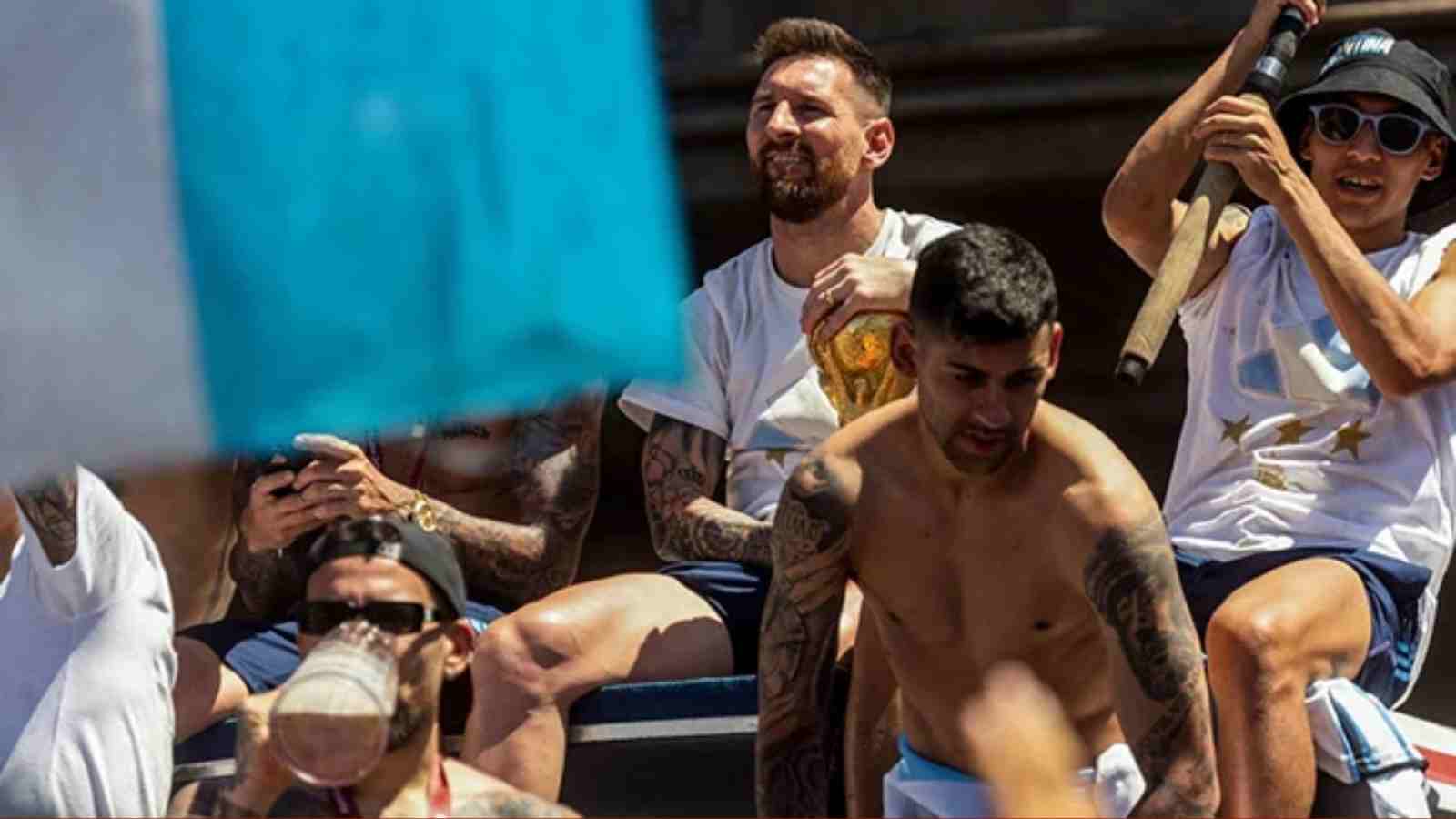 Lionel Messi evacuated by helicopter after fans in Argentina overcrowd 2022 FIFA World Cup victory parade